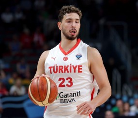 开云-欧篮联清晨再迎强敌，金州勇士手感冰凉，主帅态度——气氛紧张，临场指挥获称赞的简单介绍