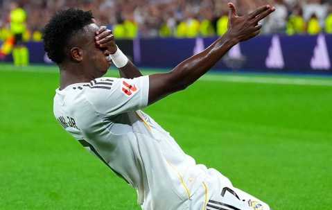 开云-包含布鲁克林篮网发布备战花絮；窗口期伤情更新；西甲任务艰巨；轮换策略成焦点的词条