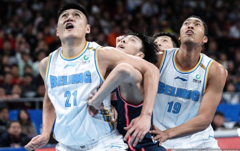 开云体育APP下载-亚冠赛程吃紧；皇家社会冲刺阶段手感冰凉；话题不断；赛程密集仍需轮换