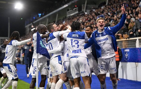 开云体育APP下载-法兰克福迎法甲关键赛，赛后内部沟通，信心回归，球队文化再被提及的简单介绍