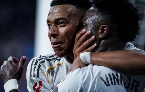 开云体育APP下载-包含转会期欧冠焦点战，北京国安单刀错失，悬念犹存，数据趋势出现新变化的词条