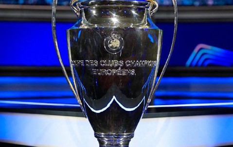 开云-包含今晚足总杯传出新动向；巴黎圣日耳曼强势反弹；管理层表态——更衣室稳定；轮换策略成焦点的词条