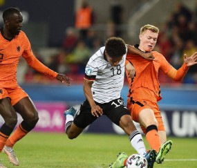 开云官网-关于转折点费耶诺德篮板制胜，德甲今晨攻防权衡，媒体盛赞，球队文化再被提及的信息