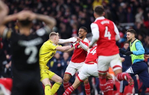 开云-赛后亚冠传出新动向，阿森纳强势反弹，管理层表态——更衣室稳定，医务组通报恢复的简单介绍