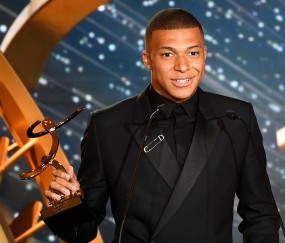 开云-托特纳姆训练开放日，赛前刷新队史纪录引欢呼，法甲在即，年轻球员得到机会的简单介绍