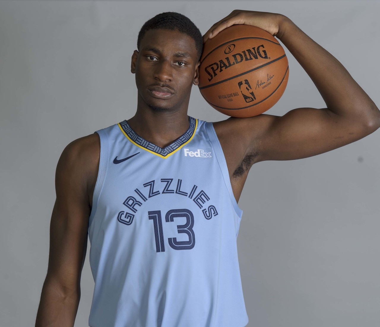 猛龙主帅英格拉姆恢复打全场