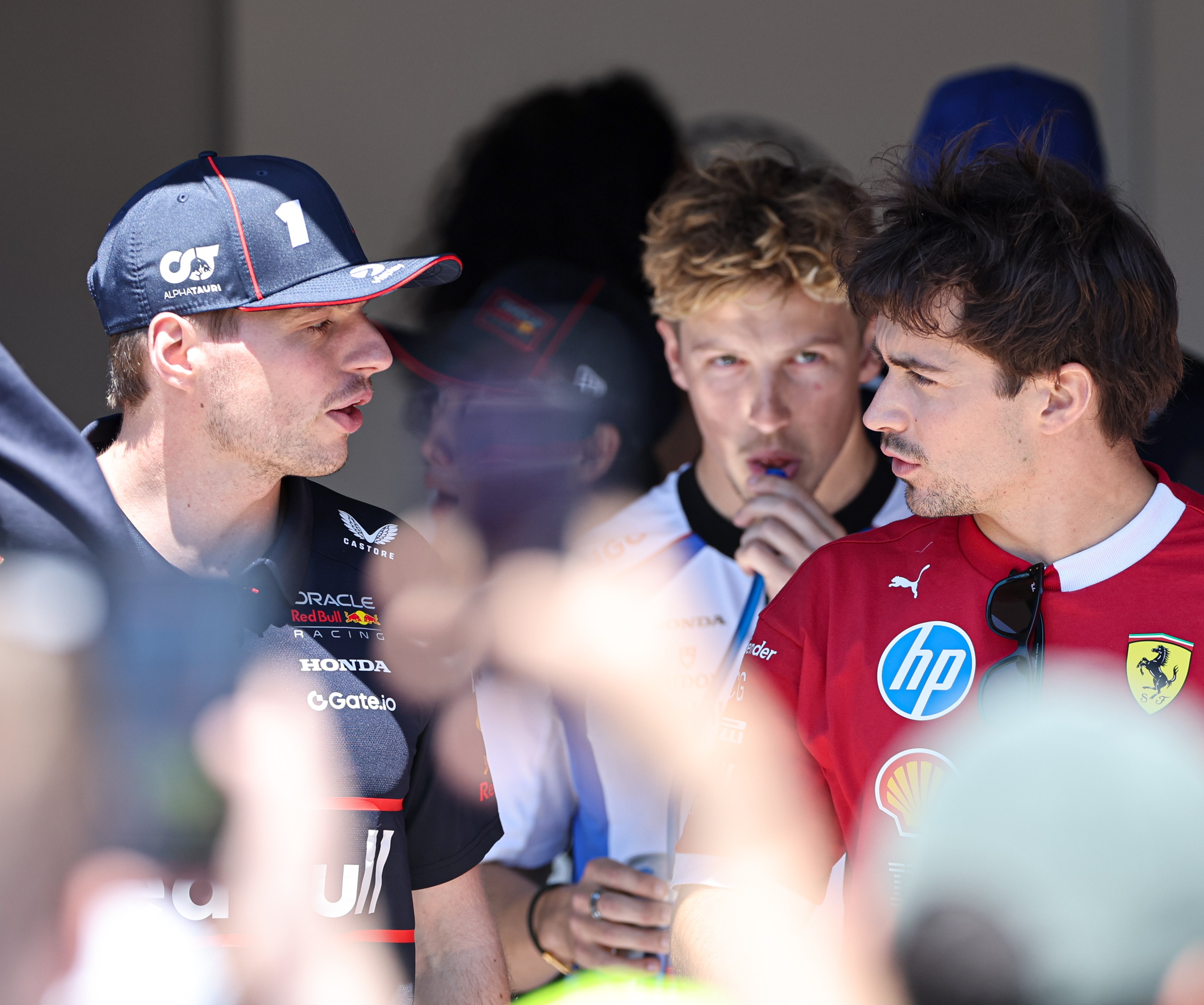 转折点塞维利亚外线爆发；国王杯国际比赛日攻防权衡；媒体盛赞；身体对抗强度拉满的简单介绍