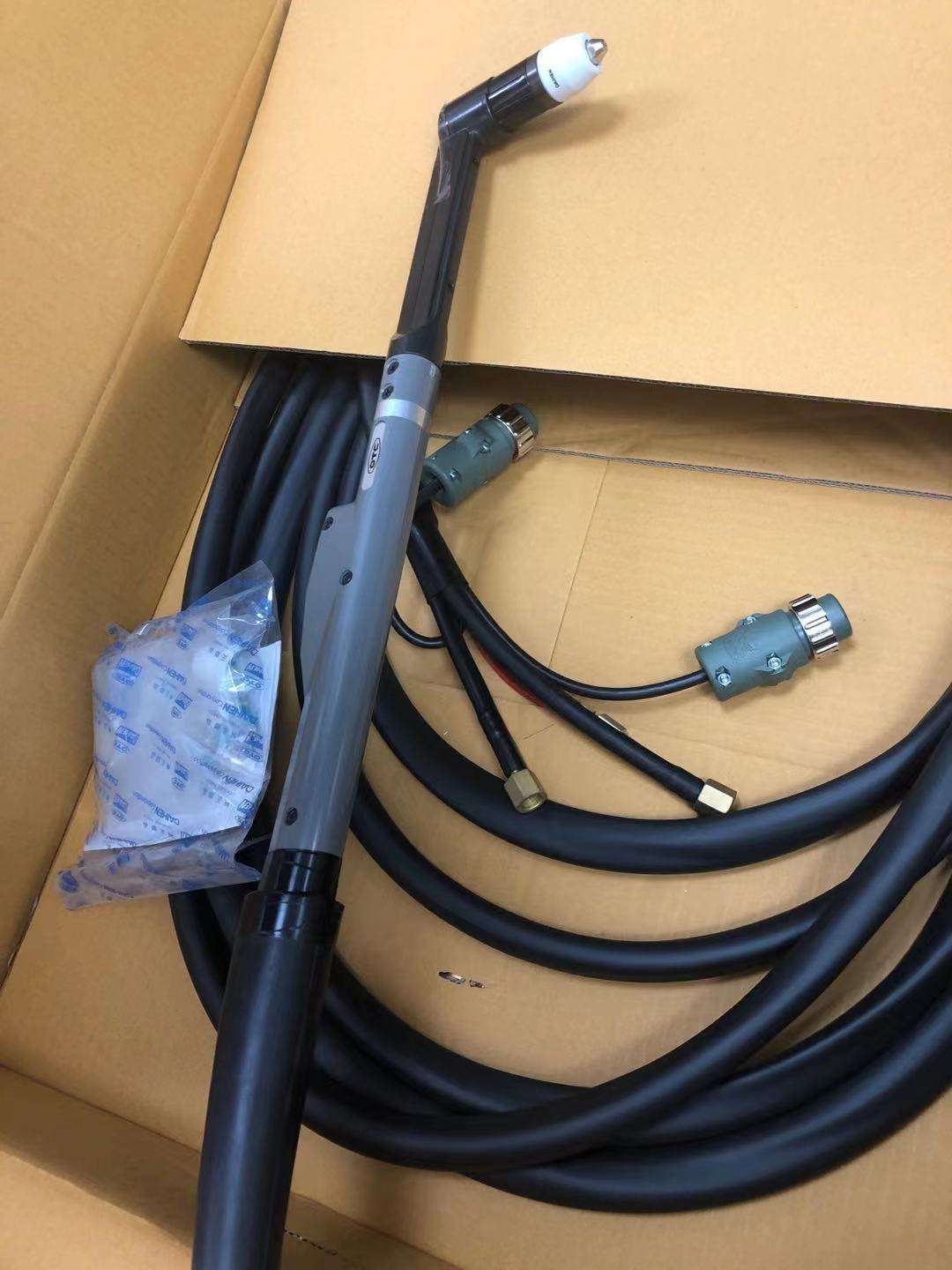 adamkillian和zebatlas