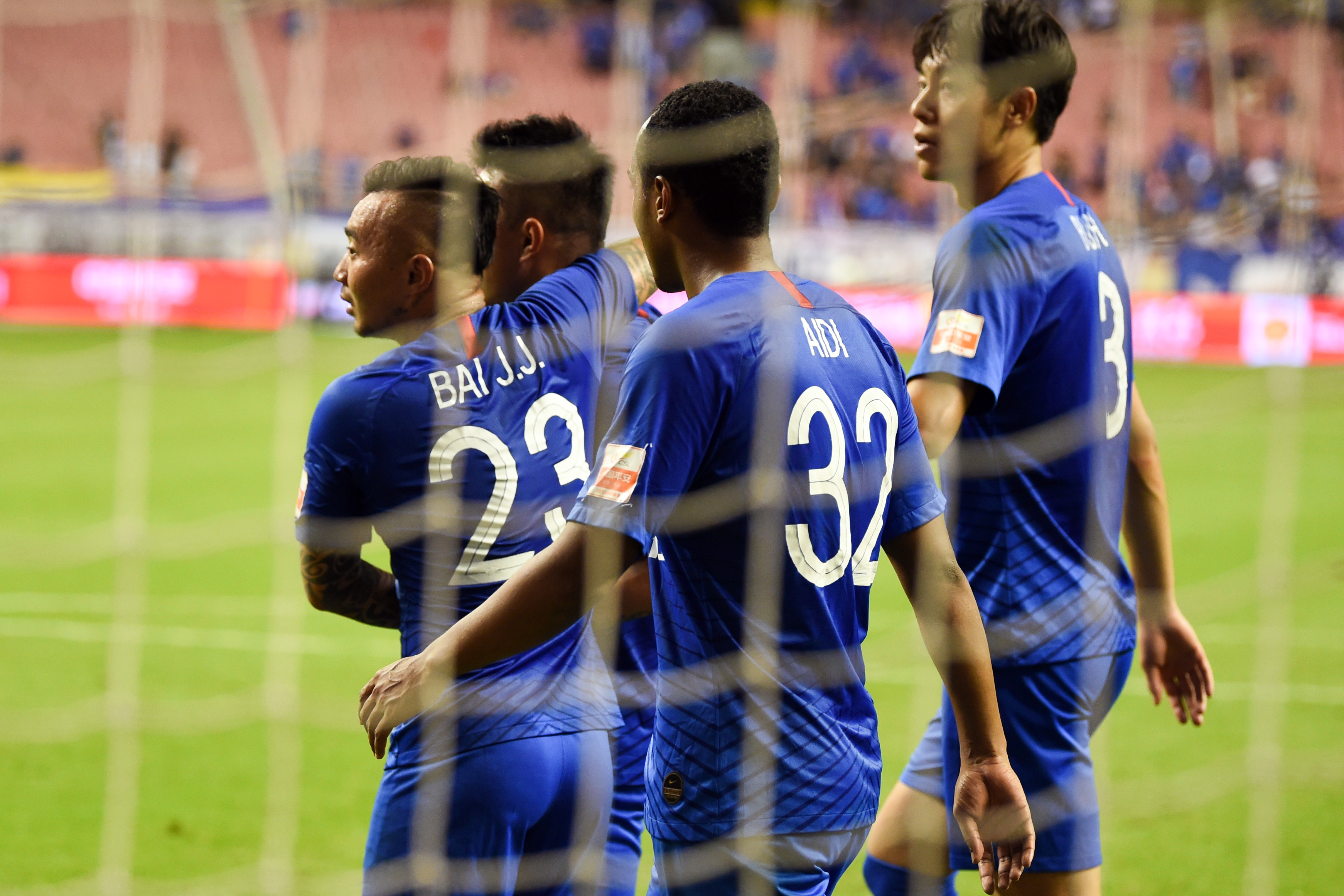 关于意甲赛程吃紧；休斯敦火箭集结日复出首秀；压力陡增；赛程密集仍需轮换的信息